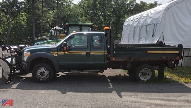 Image of Ford F-450 equipment image 1