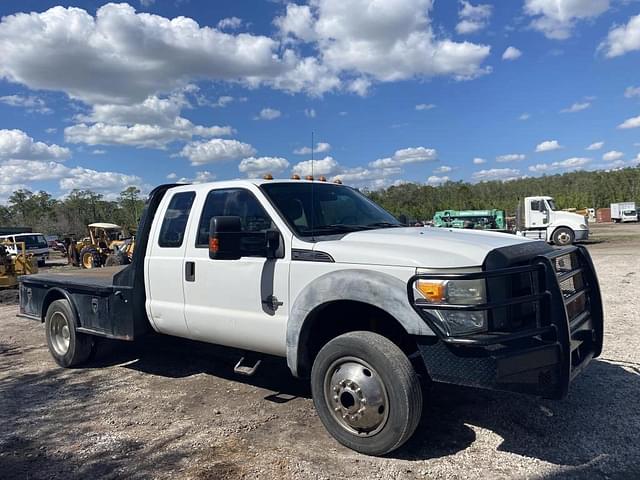 Image of Ford F-450 equipment image 4