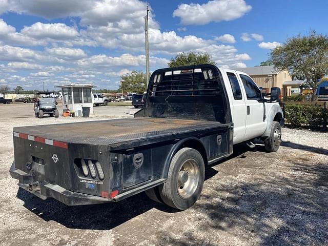 Image of Ford F-450 equipment image 2