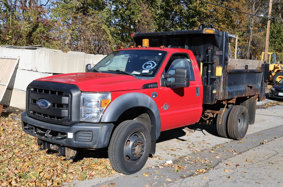 2011 Ford F-550 Equipment Image0