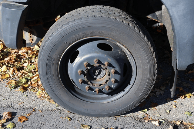 Image of Ford F-550 equipment image 3