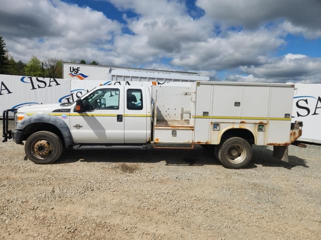 Image of Ford F-550 equipment image 1
