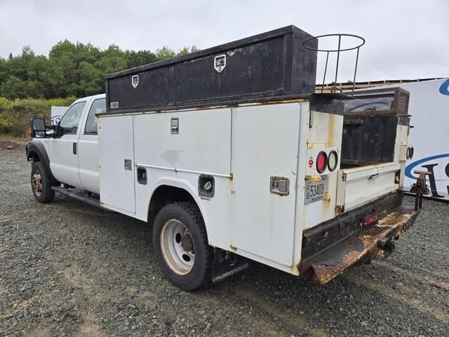 Image of Ford F-550 equipment image 2