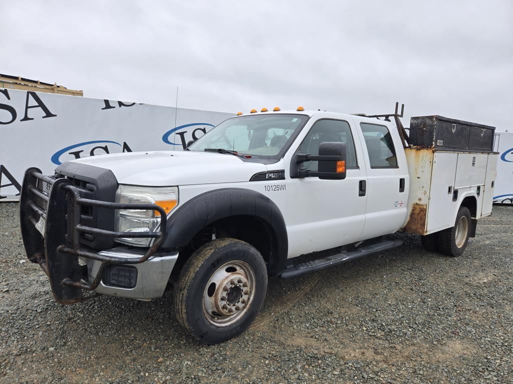 2011 Ford F-550 Equipment Image0
