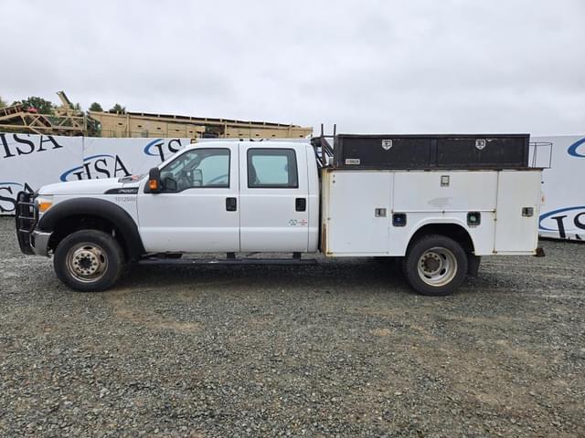 Image of Ford F-550 equipment image 1