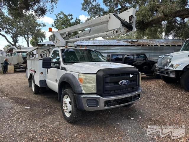 Image of Ford F-550 equipment image 1