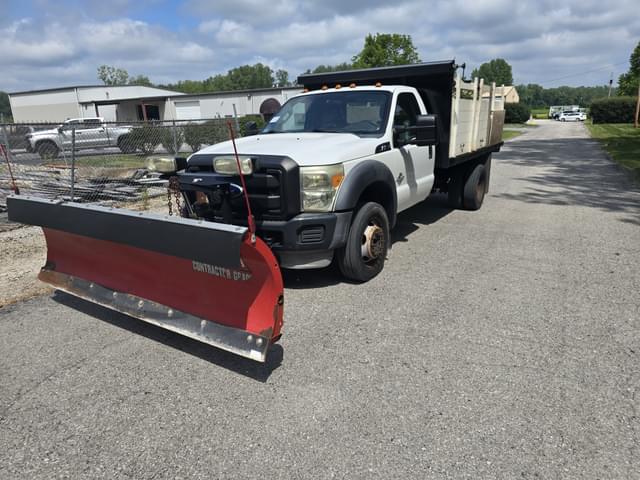 Image of Ford F-550 equipment image 1