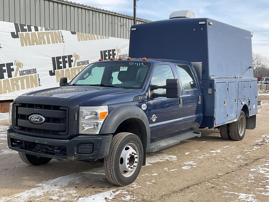 Image of Ford F-550 Primary image