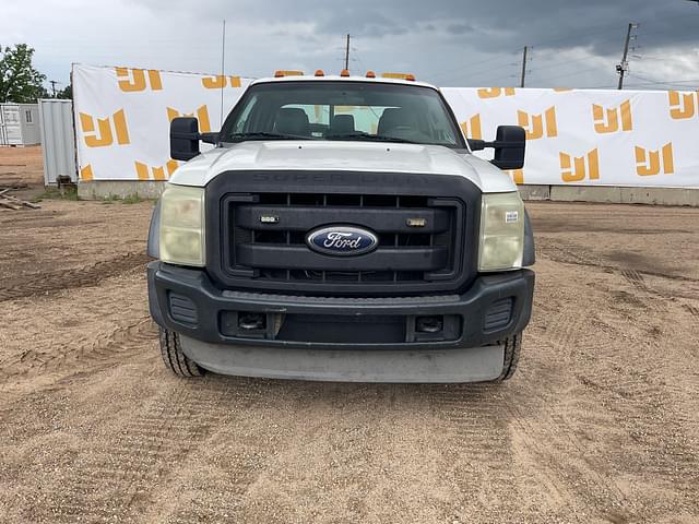Image of Ford F-550 equipment image 1