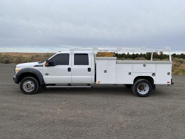 Image of Ford F-550 equipment image 2