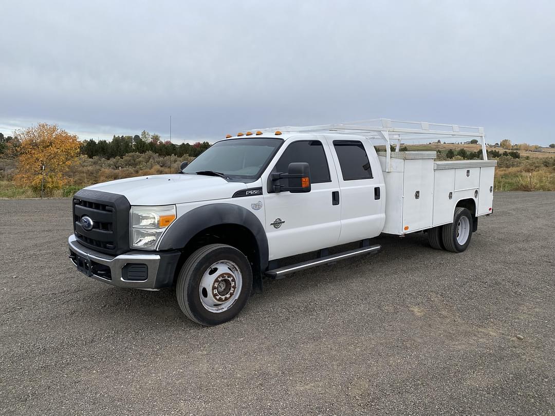 Image of Ford F-550 Primary image