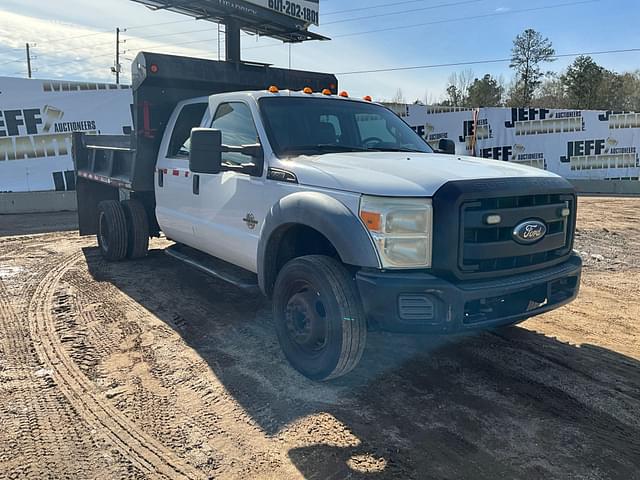 Image of Ford F-550 equipment image 2