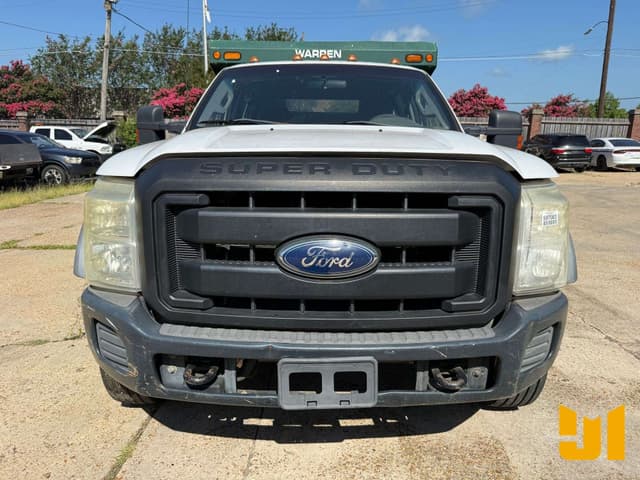 Image of Ford F-350 equipment image 1