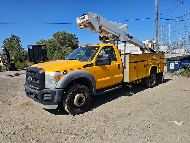 Image of Ford F-550 equipment image 4