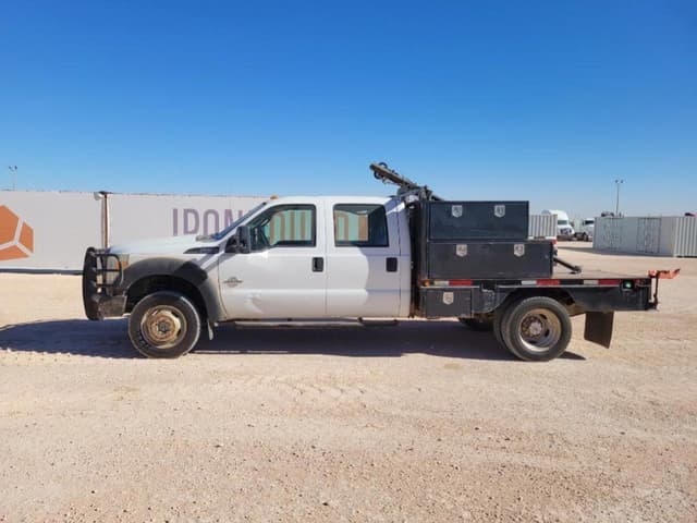 Image of Ford F-550 equipment image 1