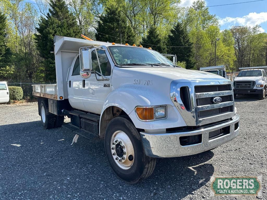 Main image Ford F-750
