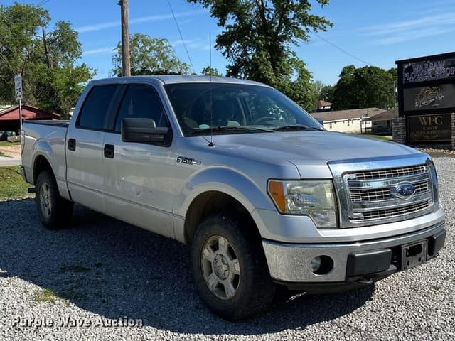 Image of Ford F-150 equipment image 2
