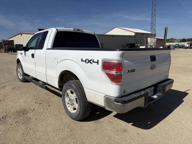 Image of Ford F-150 equipment image 2