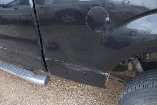 Image of Ford F-150 equipment image 4