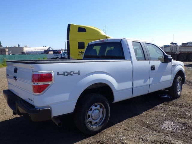 Image of Ford F-150 equipment image 2