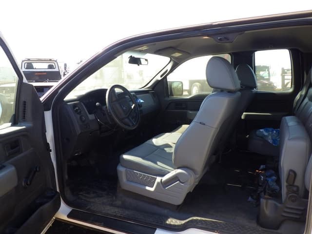 Image of Ford F-150 equipment image 4