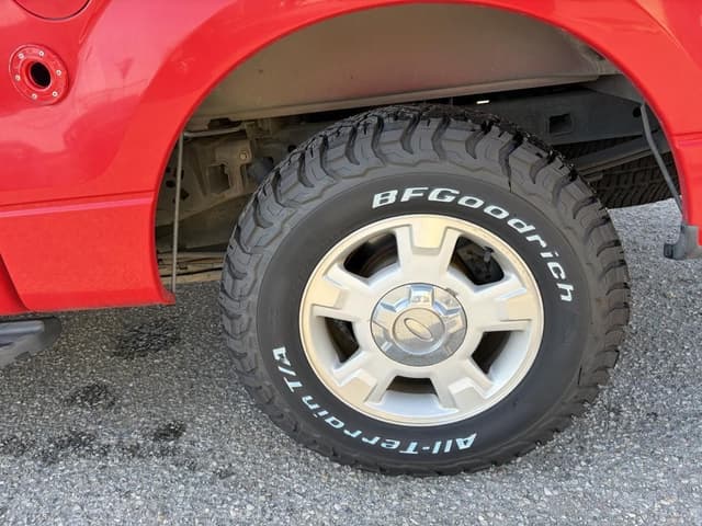 Image of Ford F-150 equipment image 3