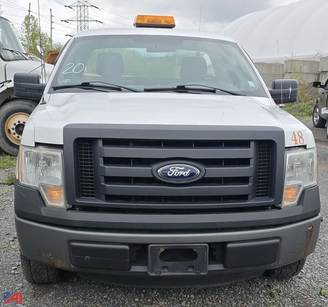 Image of Ford F-150 equipment image 2