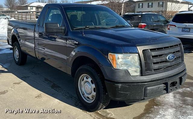 Image of Ford F-150 equipment image 2