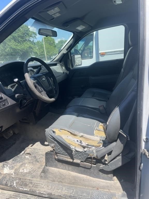 Image of Ford F-150 equipment image 4