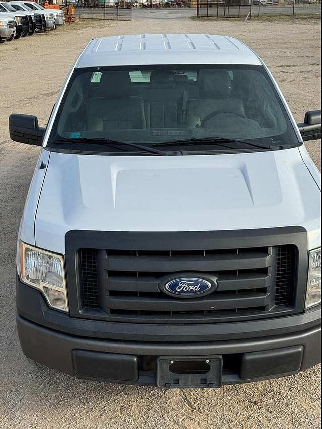 Image of Ford F-150 equipment image 1