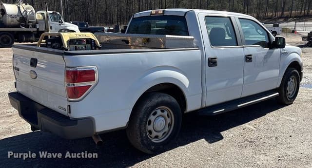 Image of Ford F-150 equipment image 4