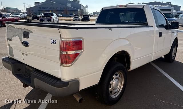 Image of Ford F-150 equipment image 4