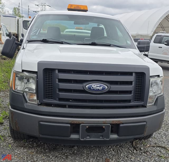 Image of Ford F-150 equipment image 2