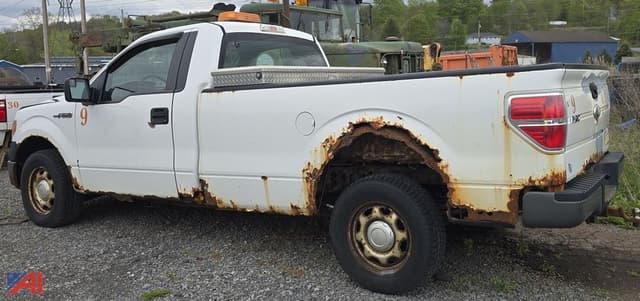 Image of Ford F-150 equipment image 3
