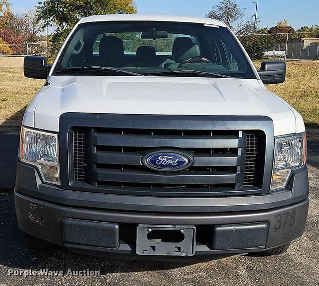 Image of Ford F-150 equipment image 1