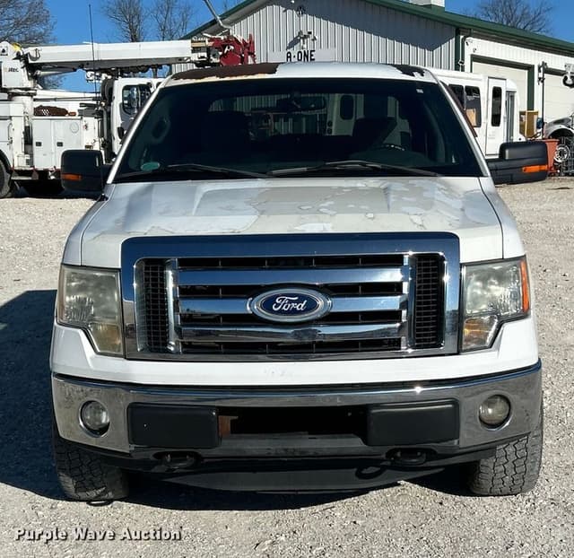 Image of Ford F-150 equipment image 1