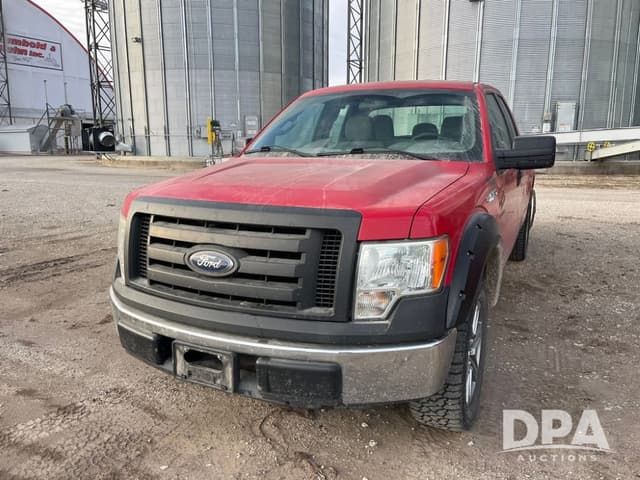 Image of Ford F-150 equipment image 1