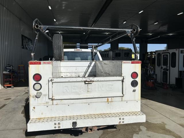 Image of Ford F-250 equipment image 4