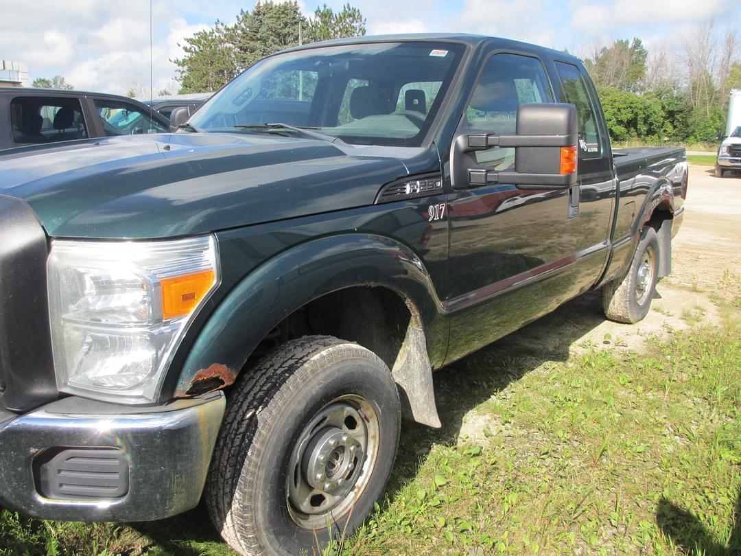 Image of Ford F-250 Primary image