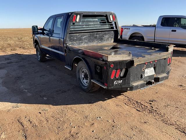 Image of Ford F-250 equipment image 3