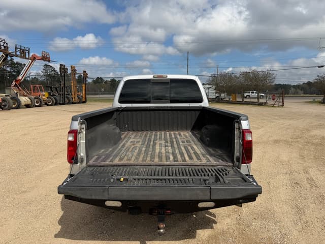 Image of Ford F-250 equipment image 4