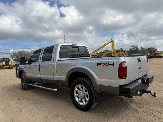 Image of Ford F-250 equipment image 3