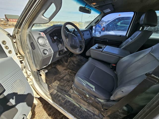 Image of Ford F-250 equipment image 2