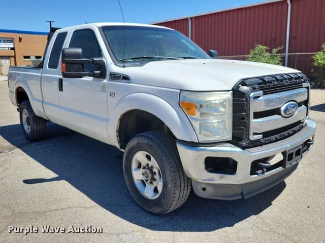 Image of Ford F-250 equipment image 2