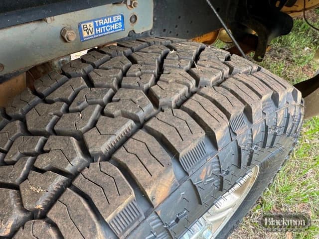 Image of Ford F-250 equipment image 3