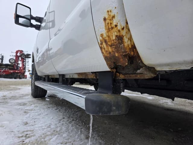 Image of Ford F-250 equipment image 3