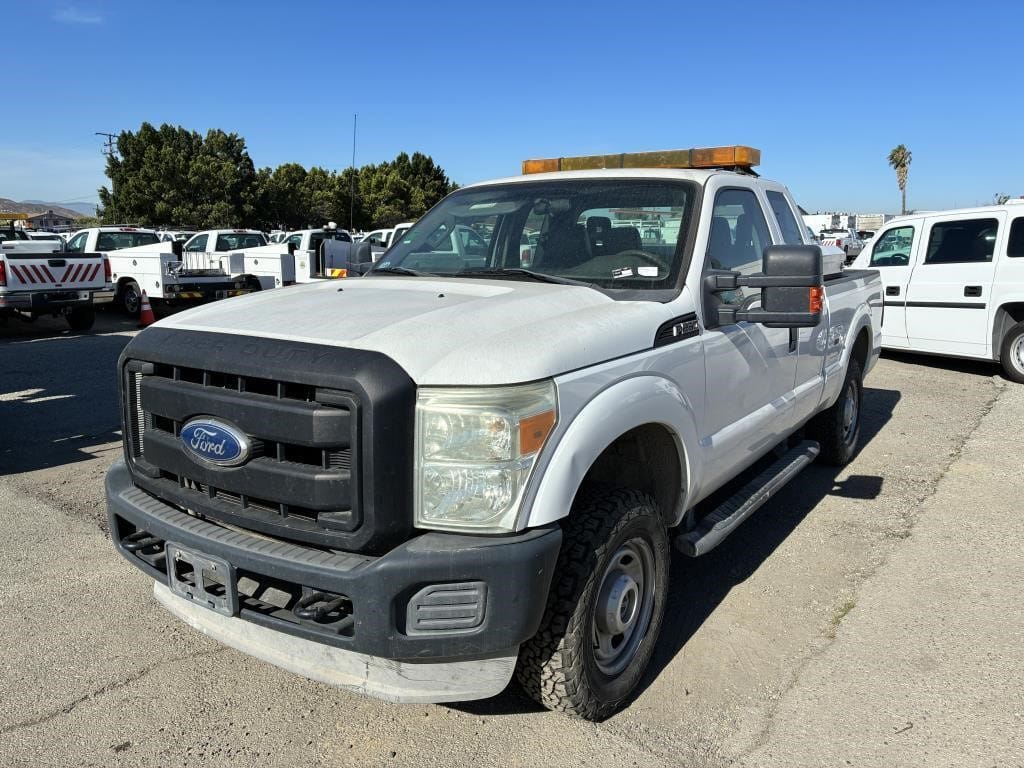 2011 Ford F-250 Equipment Image0