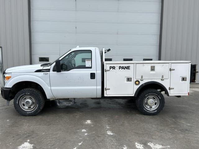 Image of Ford F-250 equipment image 2