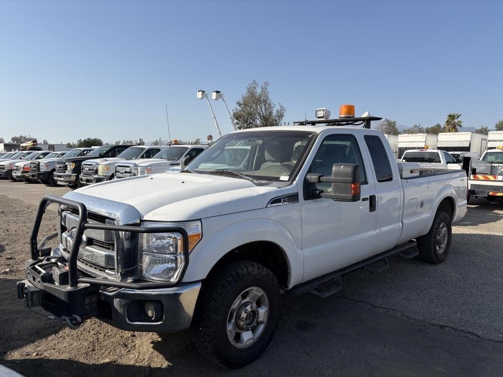 2011 Ford F-250 Equipment Image0