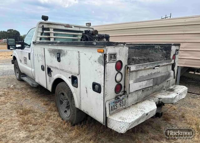Image of Ford F-250 equipment image 1